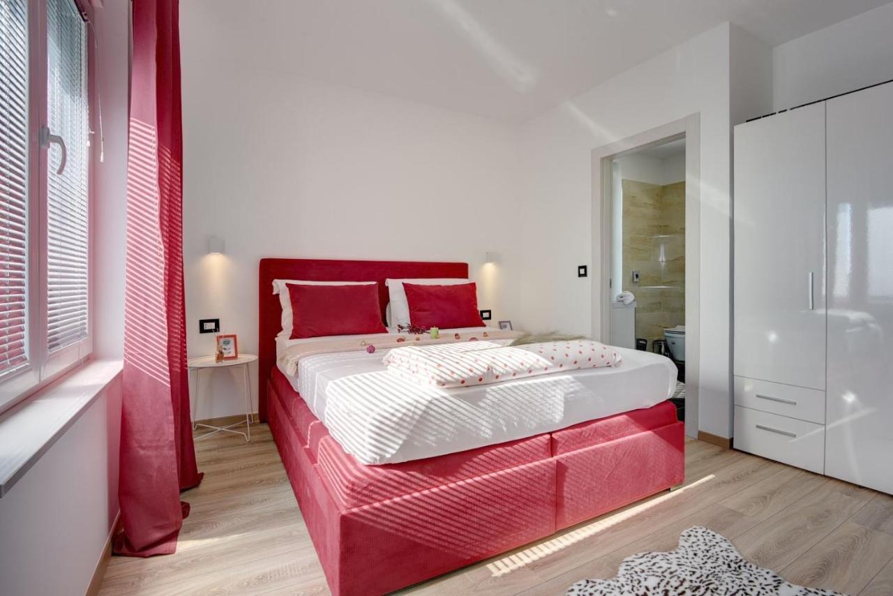 Villa Sunce Pula Extérieur photo