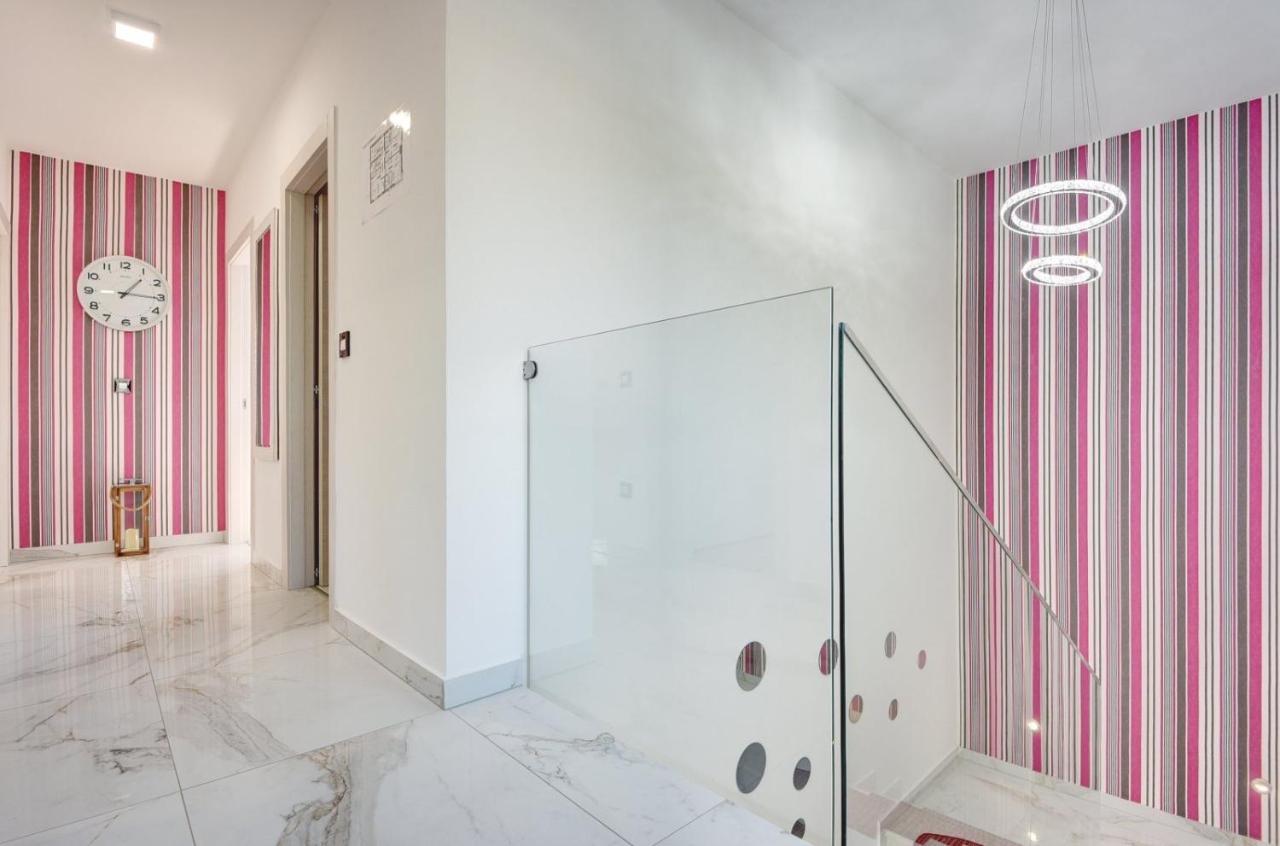 Villa Sunce Pula Extérieur photo